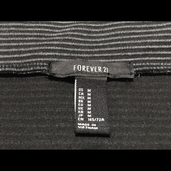 Forever 21 Mini Skirt - Picture 8 of 8